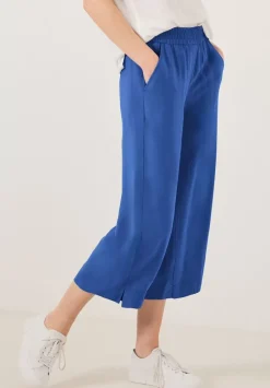 Loose Fit Hose