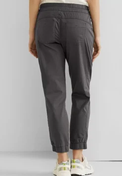 Loose Fit Hose