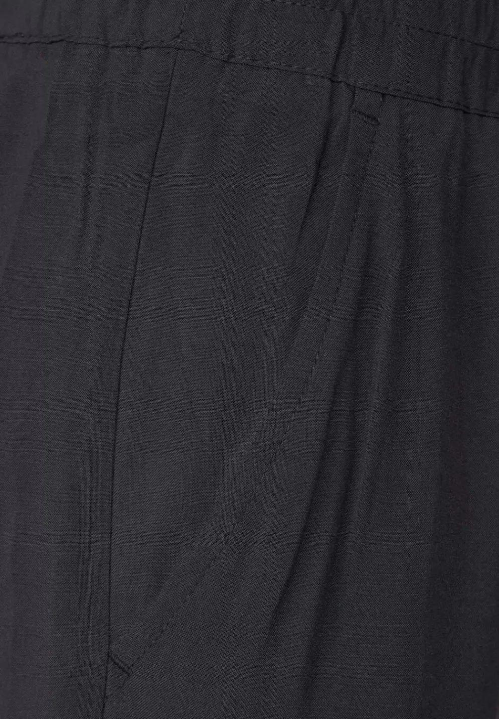 Loose Fit Hose