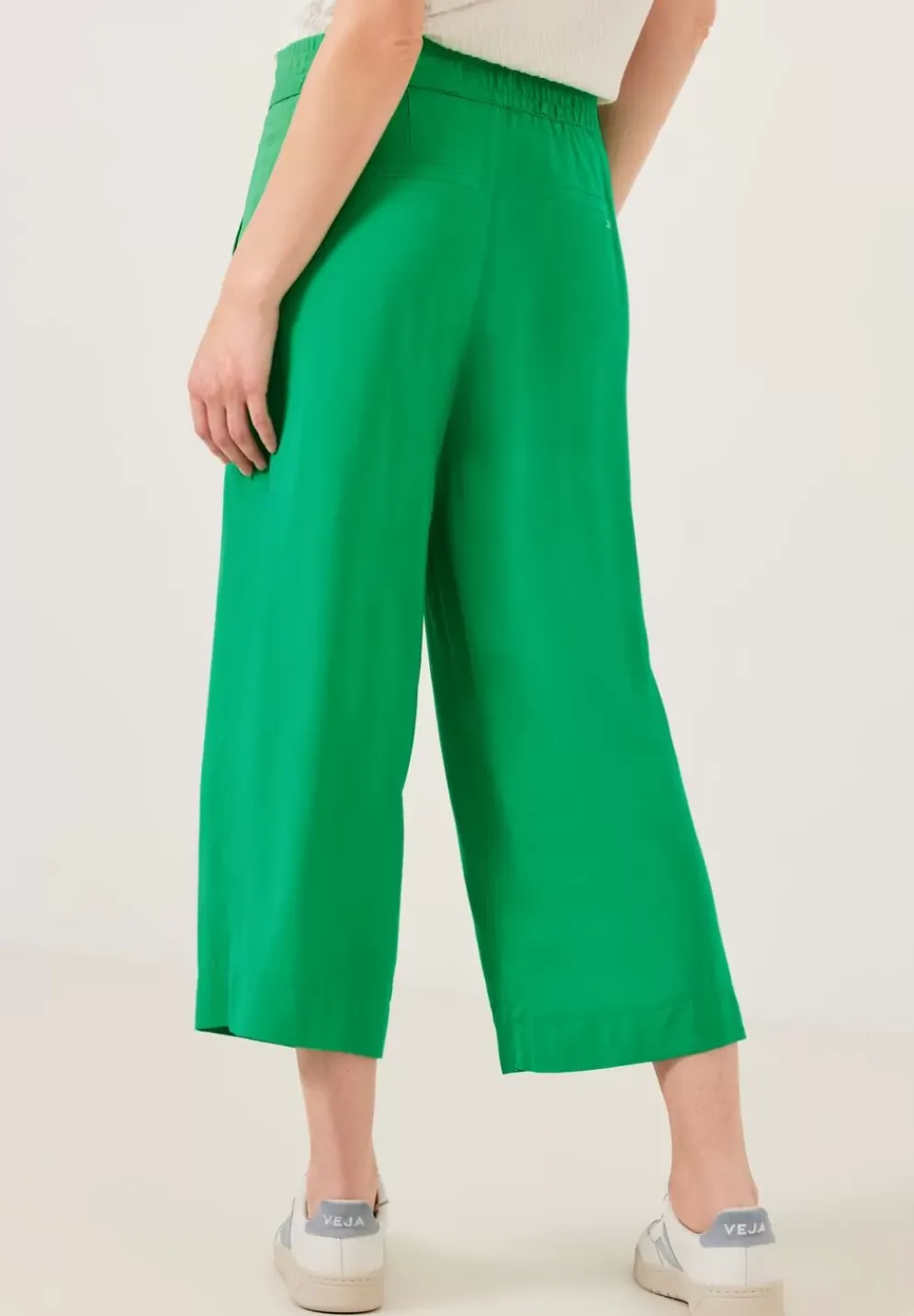 Loose Fit Hose