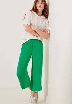 Loose Fit Hose