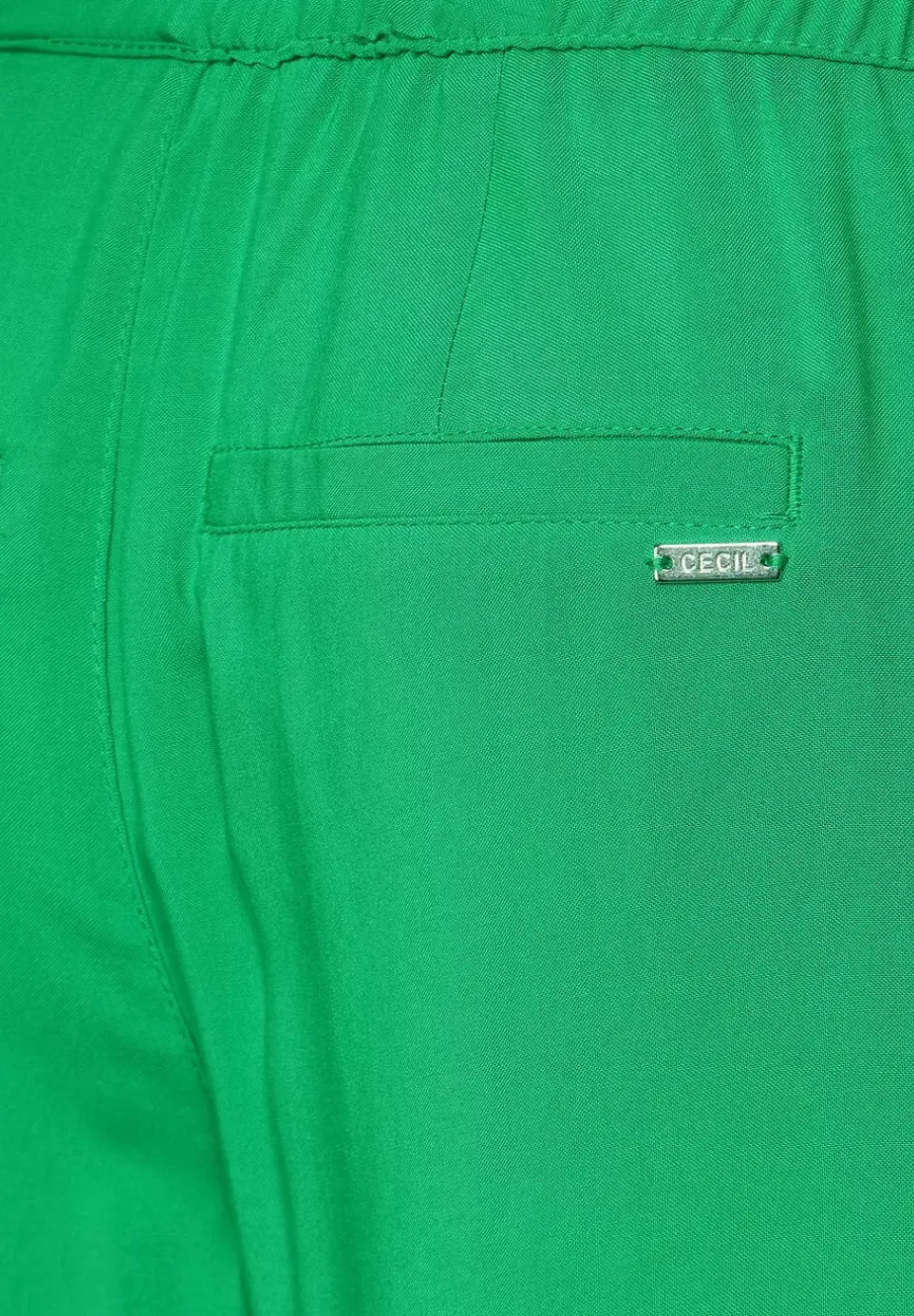 Loose Fit Hose