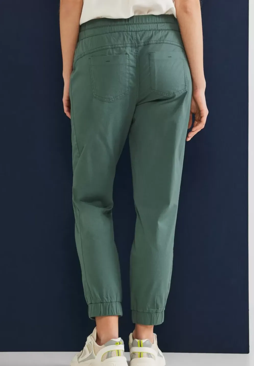 Loose Fit Hose