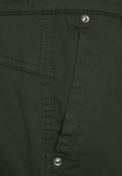 Loose Fit Hose