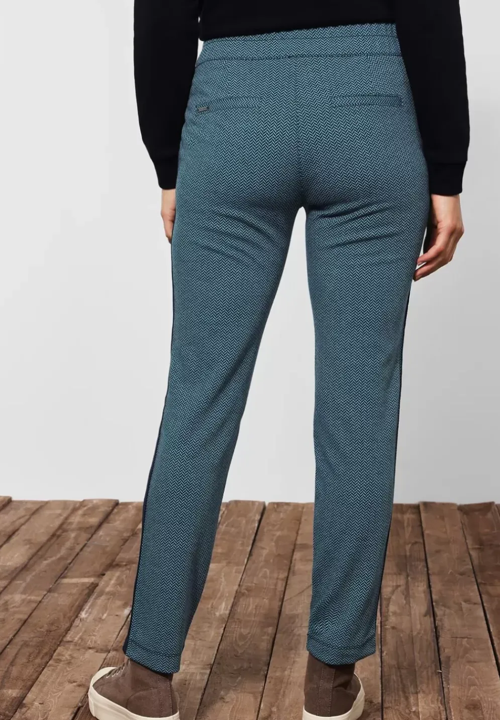 Loose Fit Hose