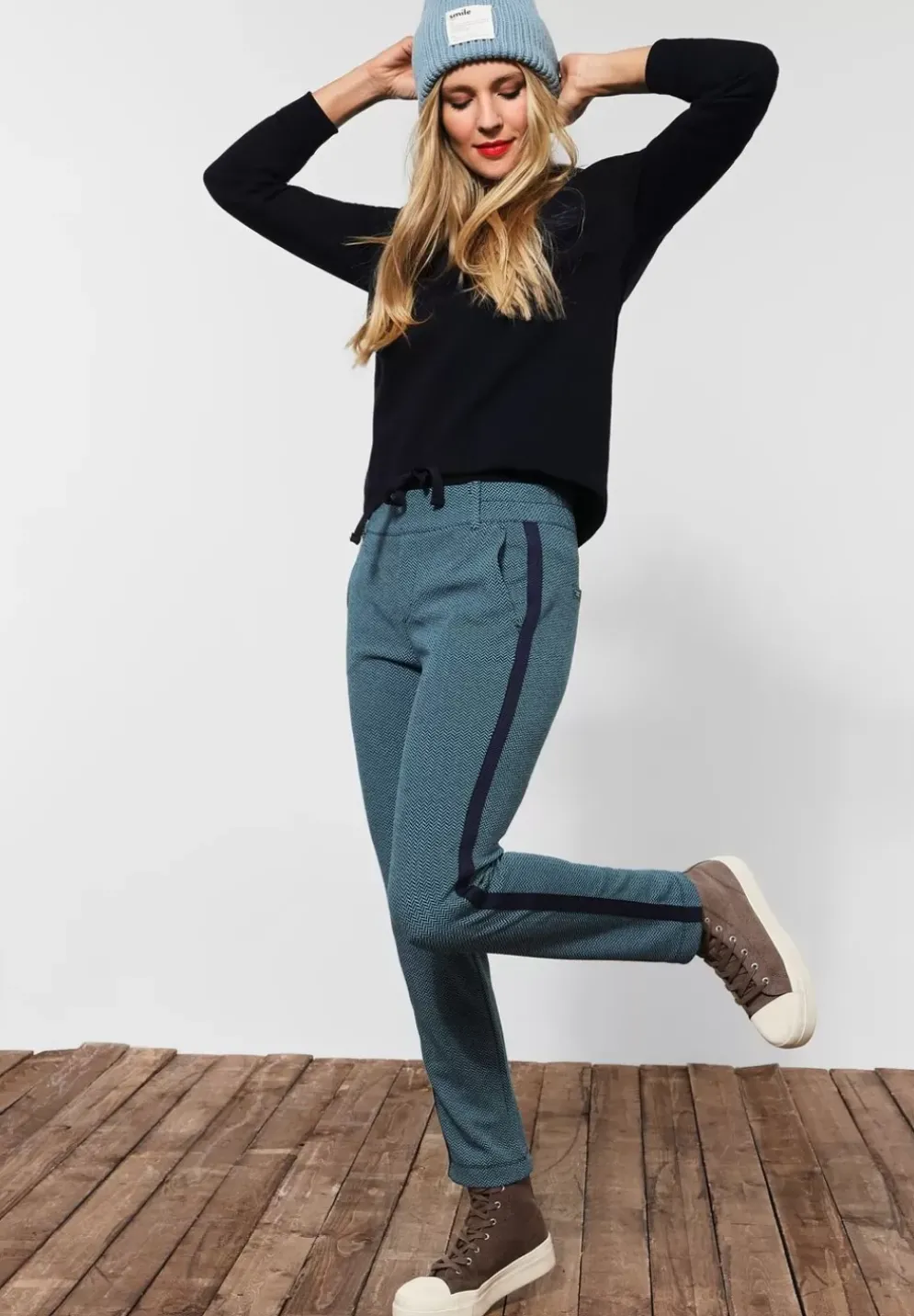 Loose Fit Hose