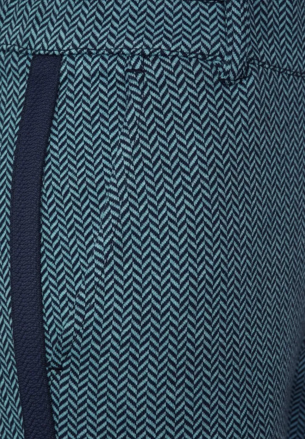 Loose Fit Hose