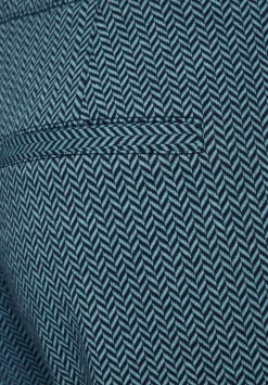 Loose Fit Hose