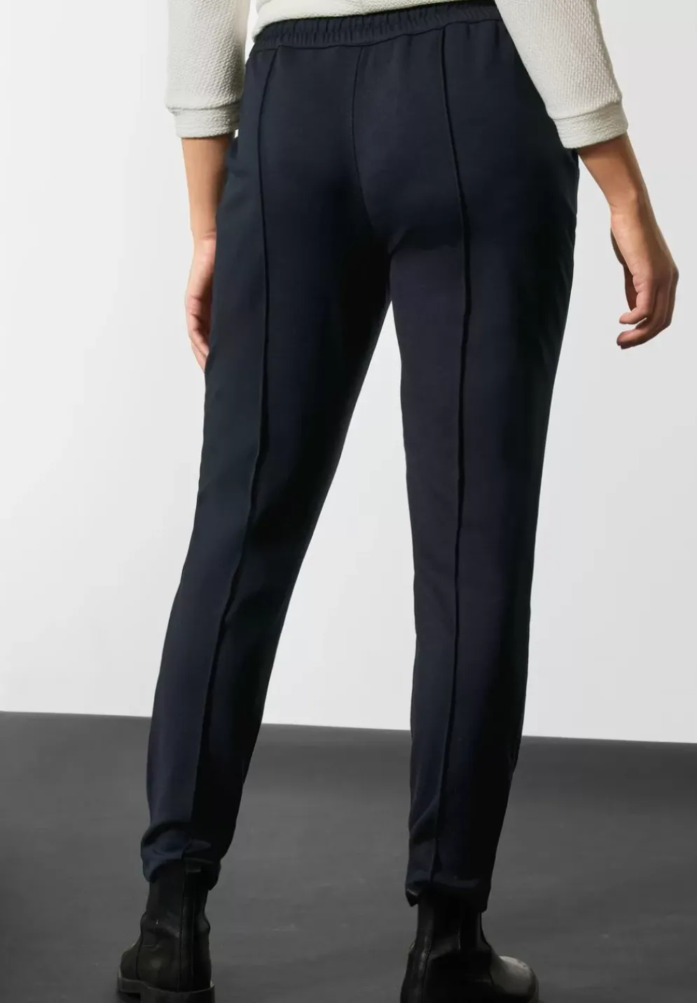 Loose Fit Hose