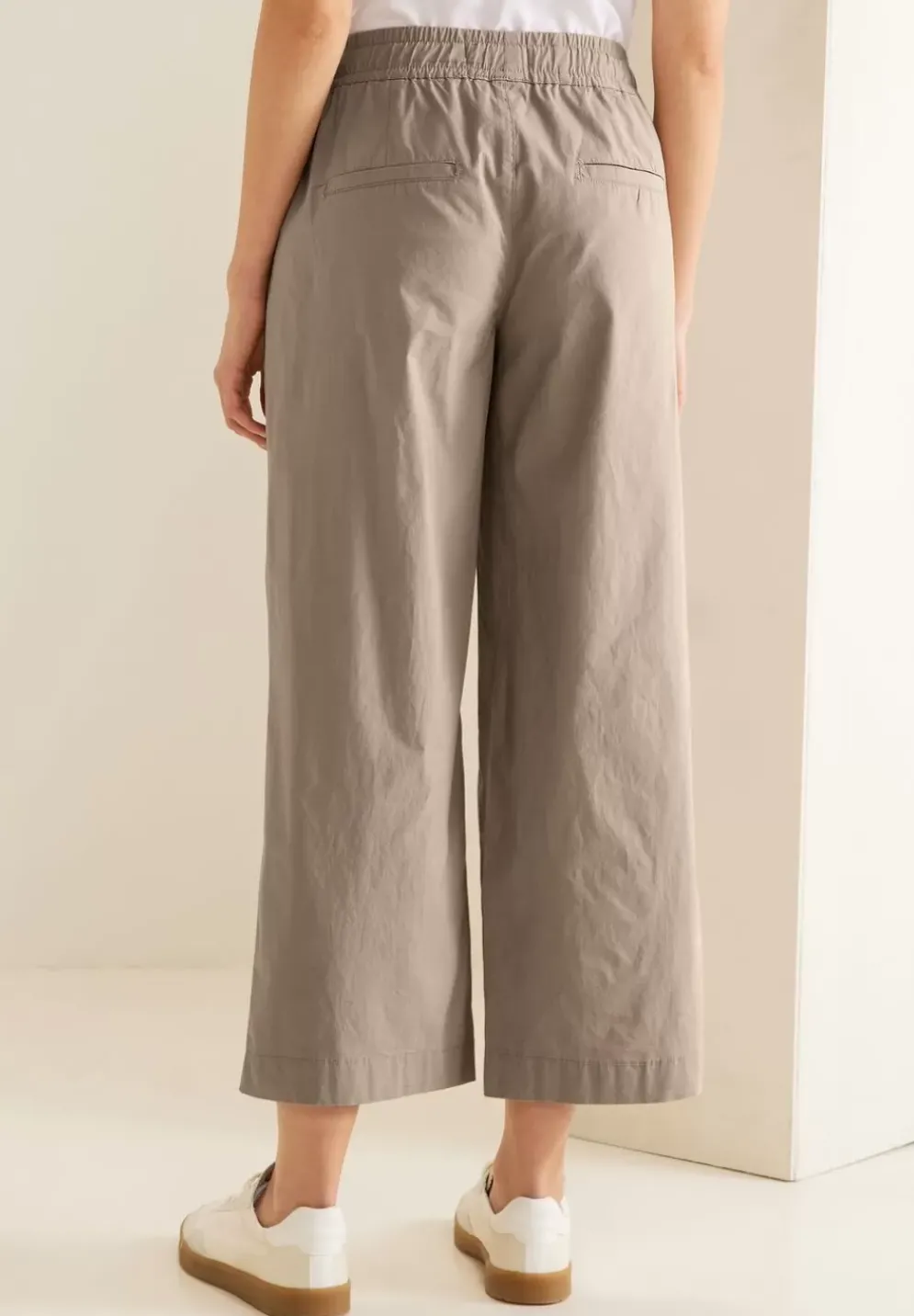 Loose Fit Hose
