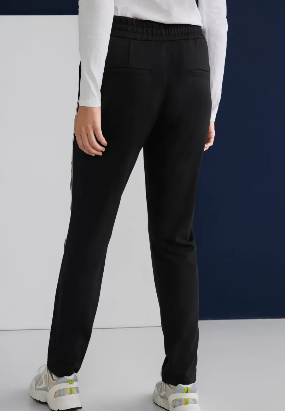 Loose Fit Hose