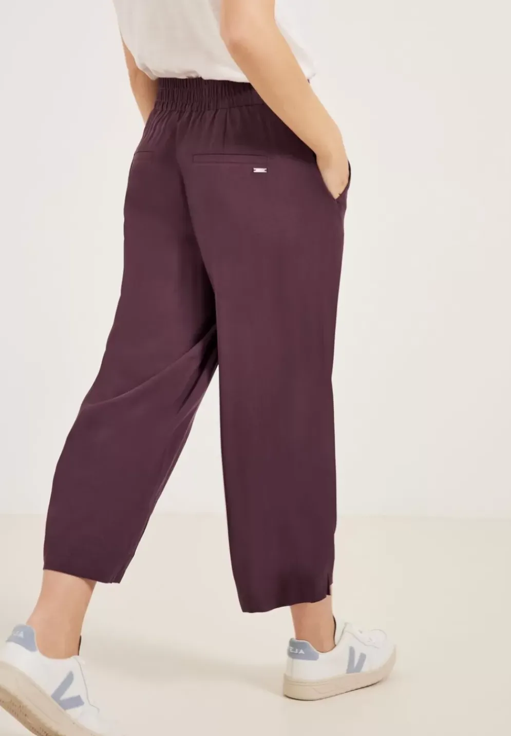 Loose Fit Hose