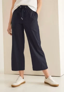 Loose Fit Hose