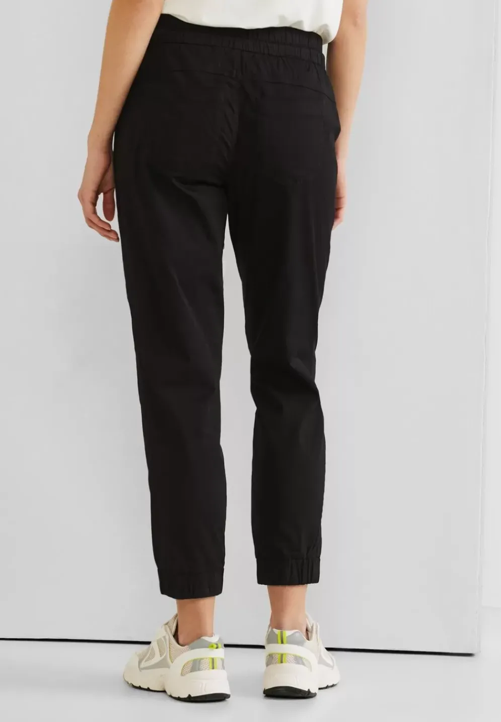 Loose Fit Hose