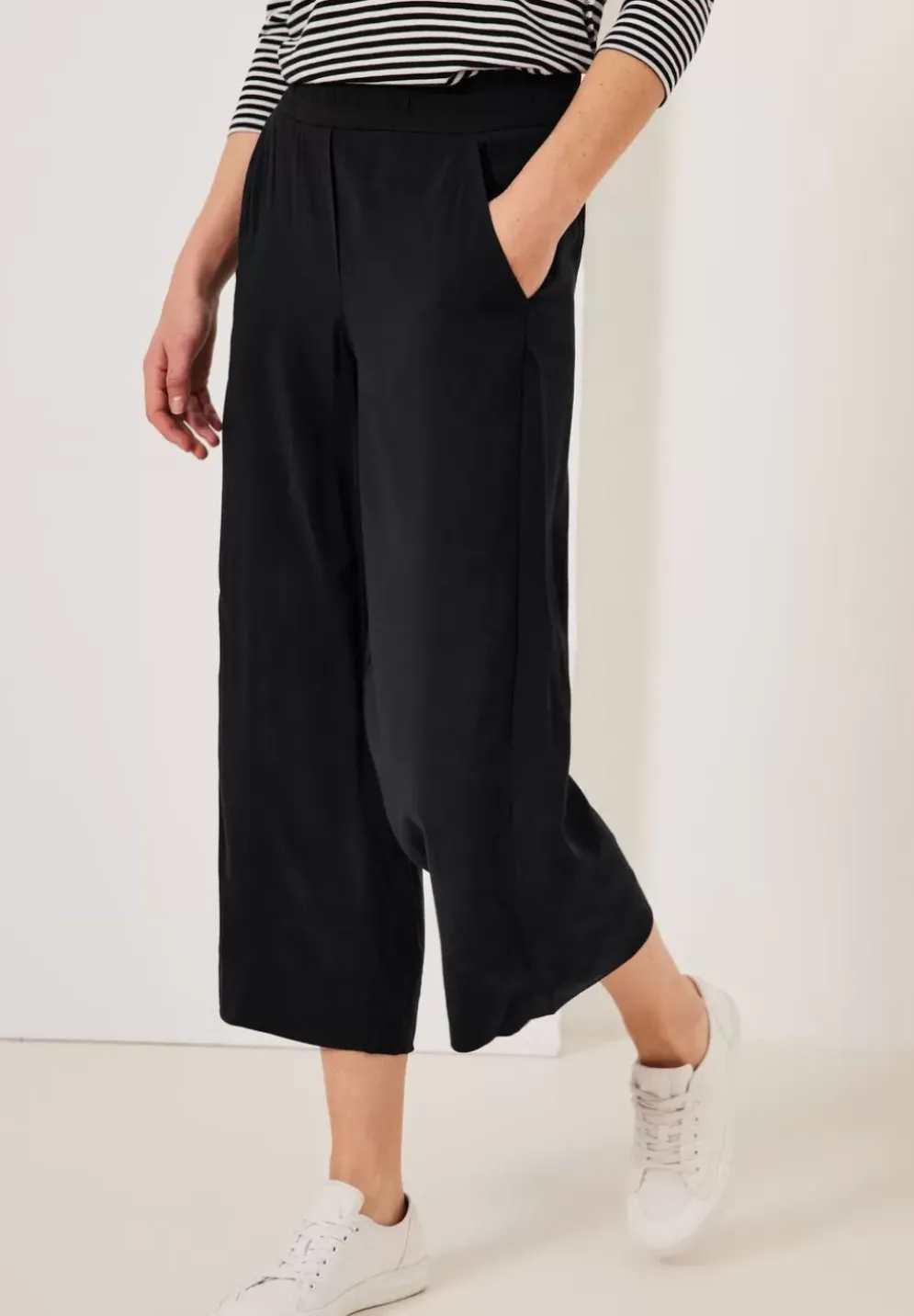 Loose Fit Hose