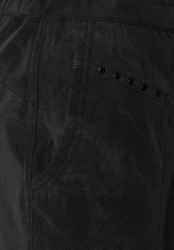 Loose Fit Hose In Lederoptik