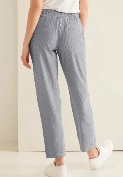 Loose Fit Hose In Seersucker