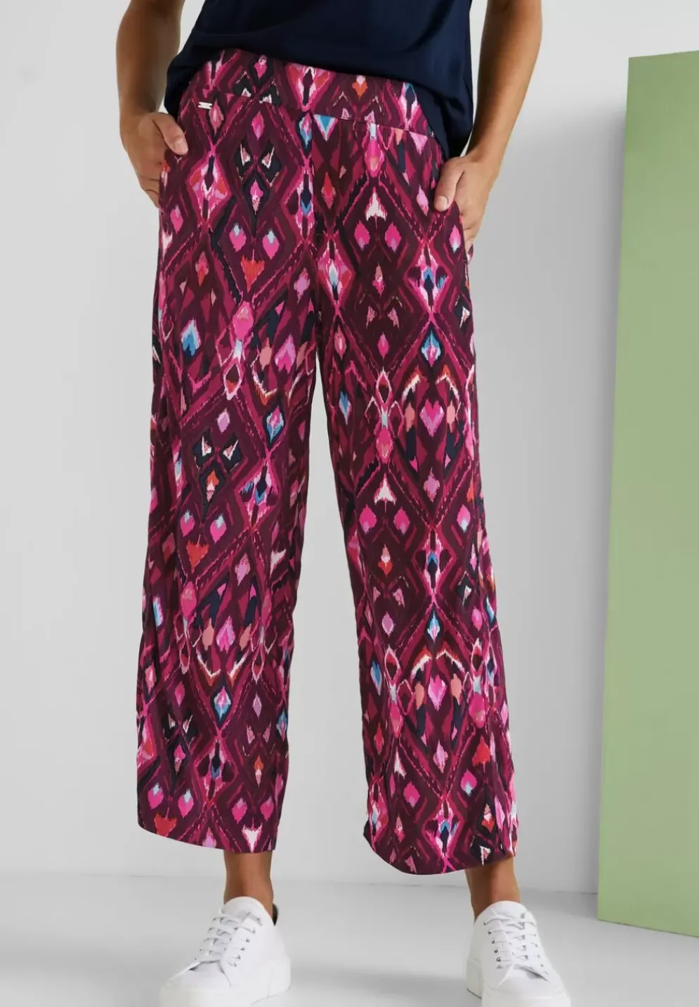 Loose Fit Hose Mit Print