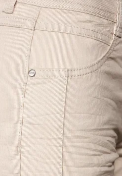 Loose Fit Hose Mit Stretch