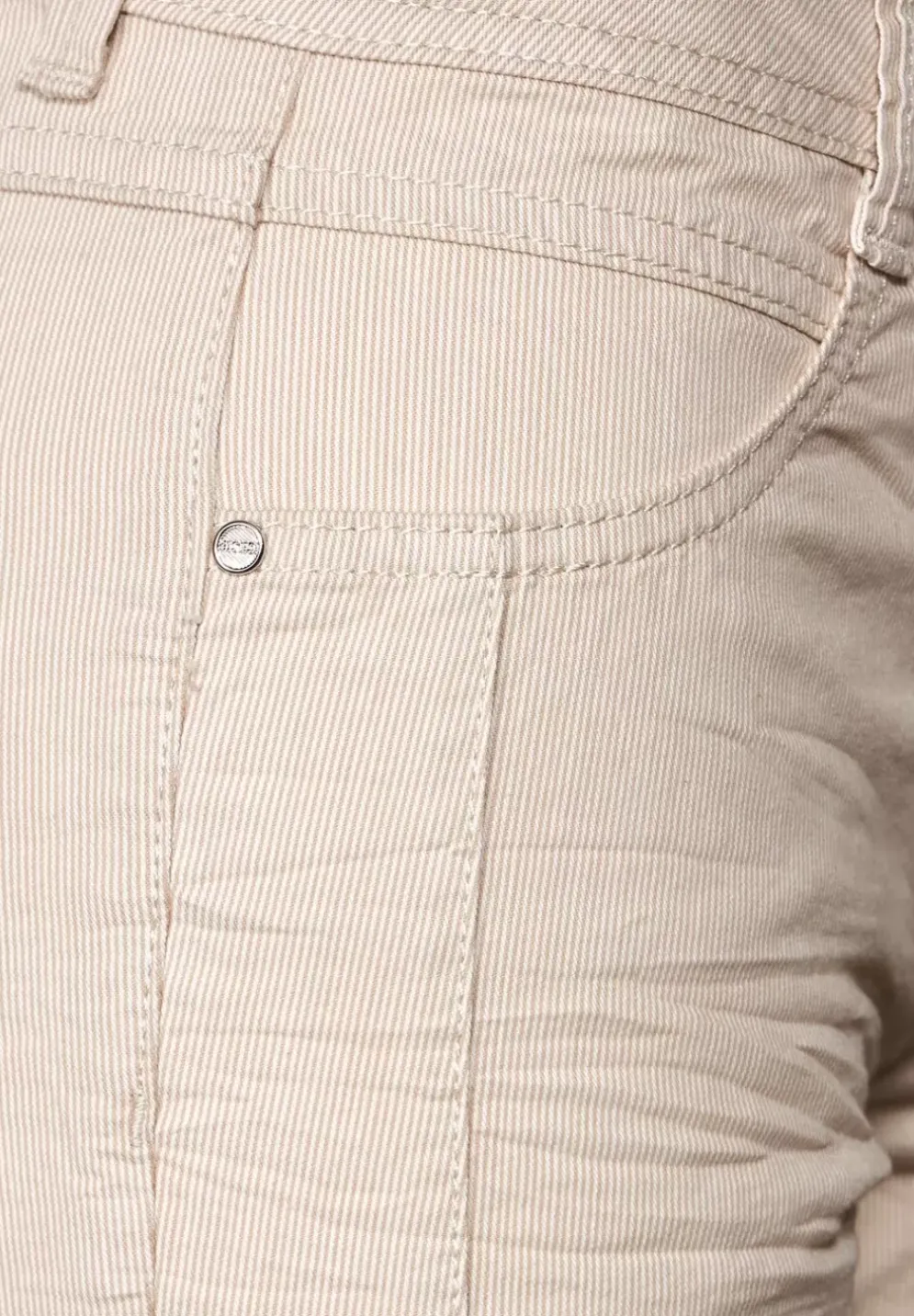 Loose Fit Hose Mit Stretch