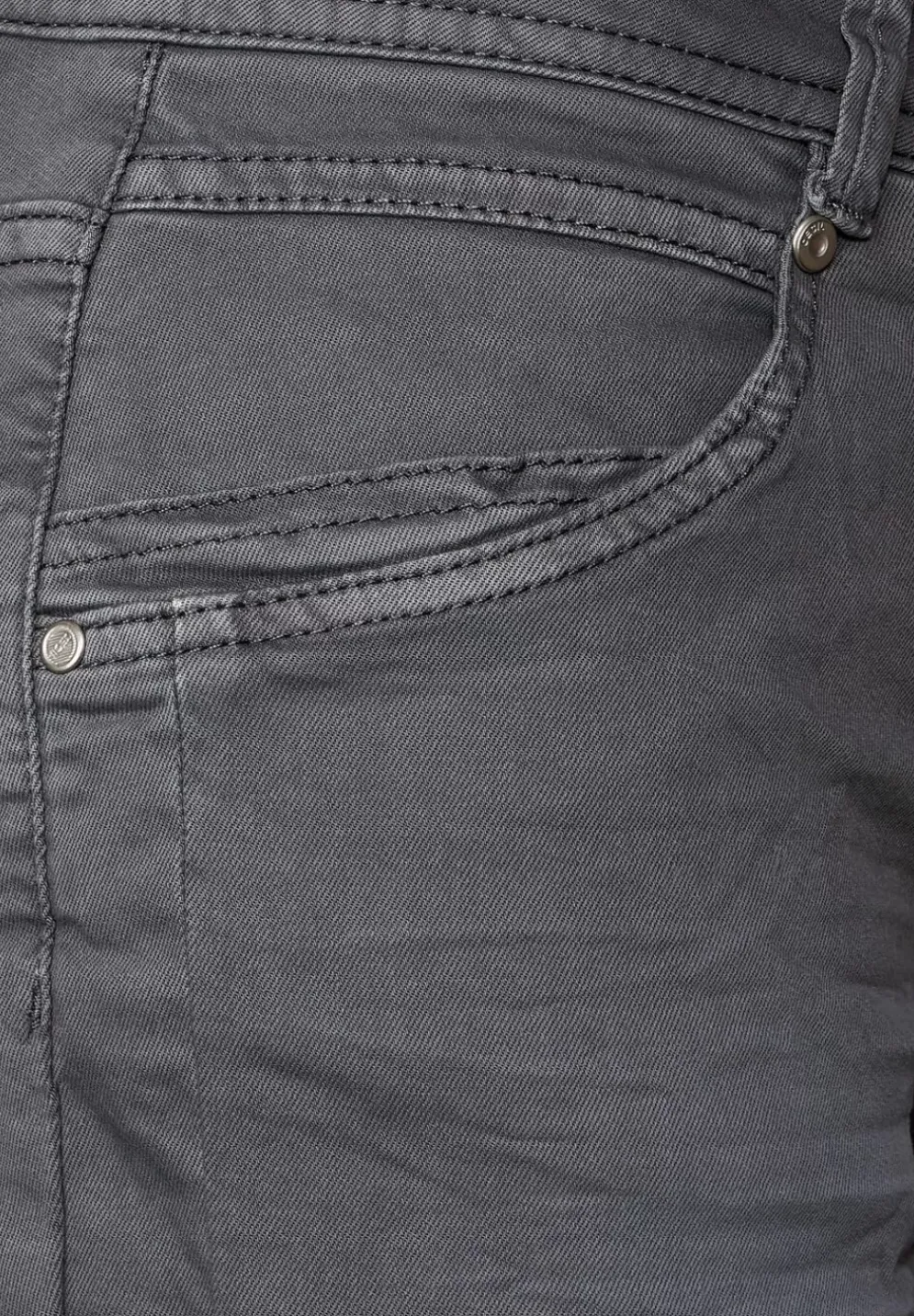 Loose Fit Hose Mit Stretch