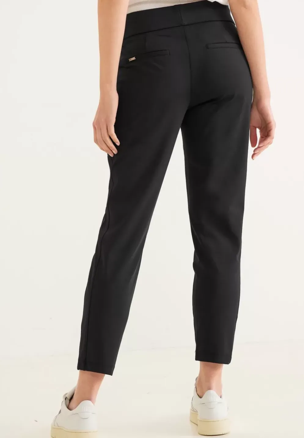 Loose Fit Hose Mit Stretch