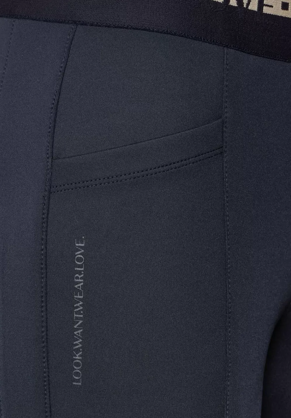 Loose Fit Hose Mit Stretch