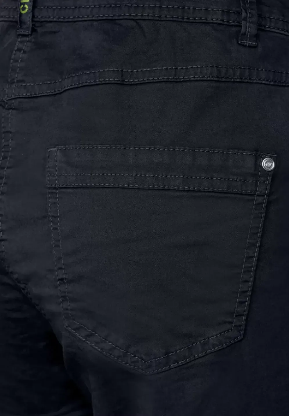 Loose Fit Hose Mit Stretch