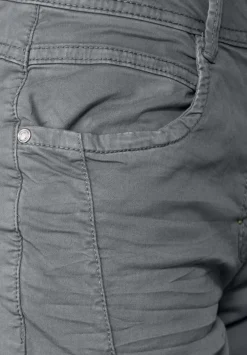 Loose Fit Hose Mit Stretch