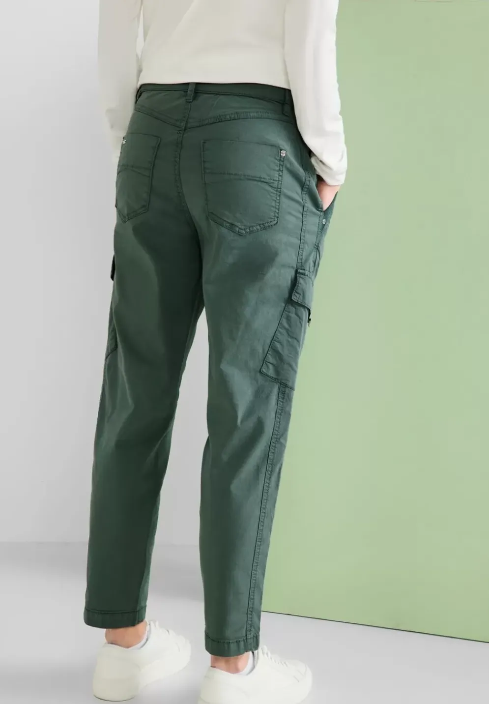 Loose Fit Hose Mit Stretch