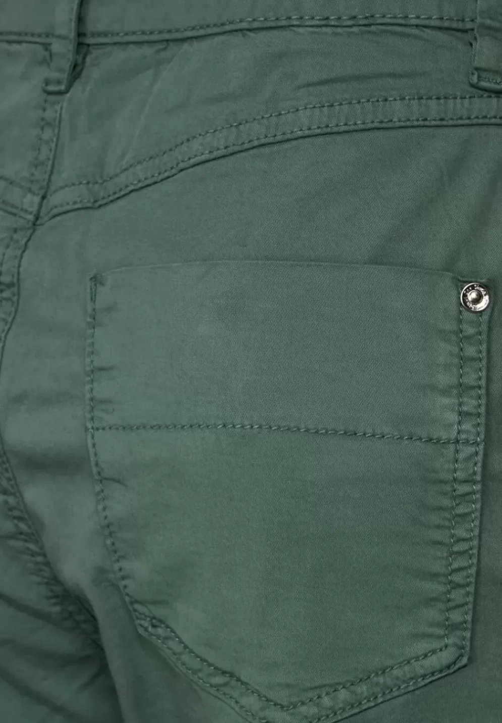 Loose Fit Hose Mit Stretch
