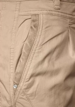 Loose Fit Hose Mit Stretch