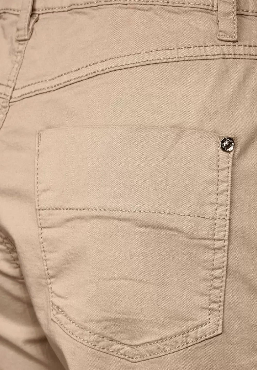 Loose Fit Hose Mit Stretch