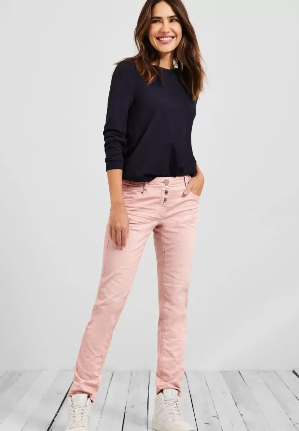 Loose Fit Hose Mit Stretch