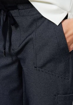 Loose Fit Jacquard Hose