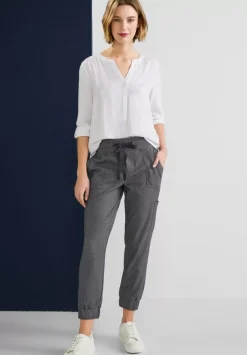 Loose Fit Jacquard Hose