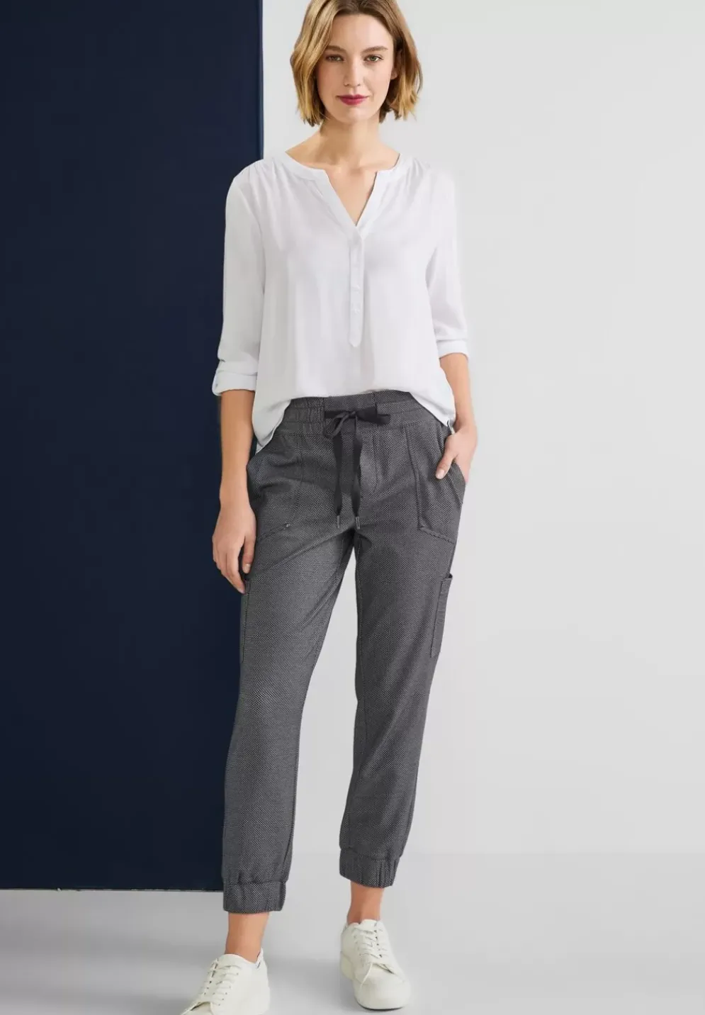Loose Fit Jacquard Hose