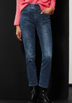 Loose Fit Jeans
