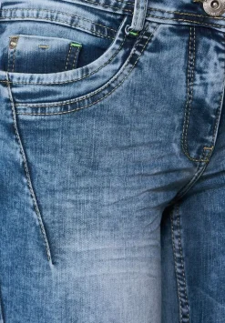 Loose Fit Jeans