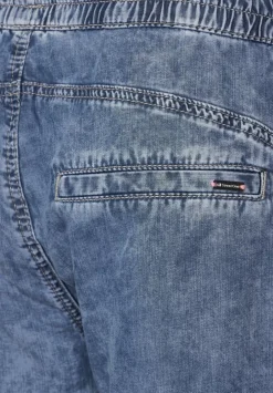 Loose Fit Jeans