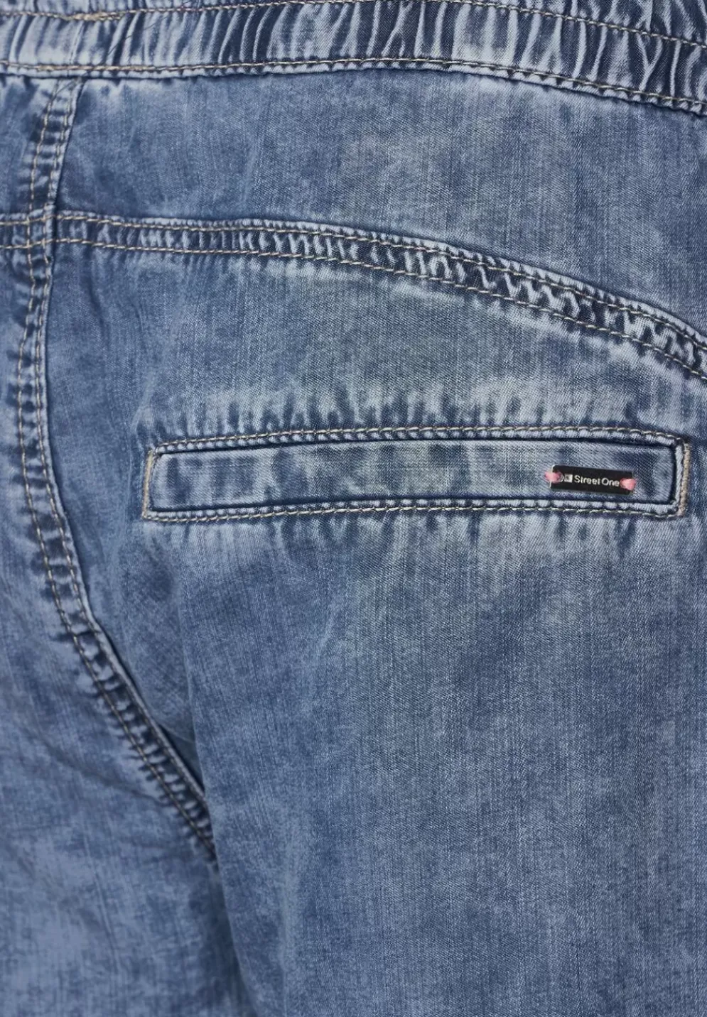 Loose Fit Jeans