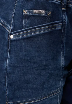 Loose Fit Jeans