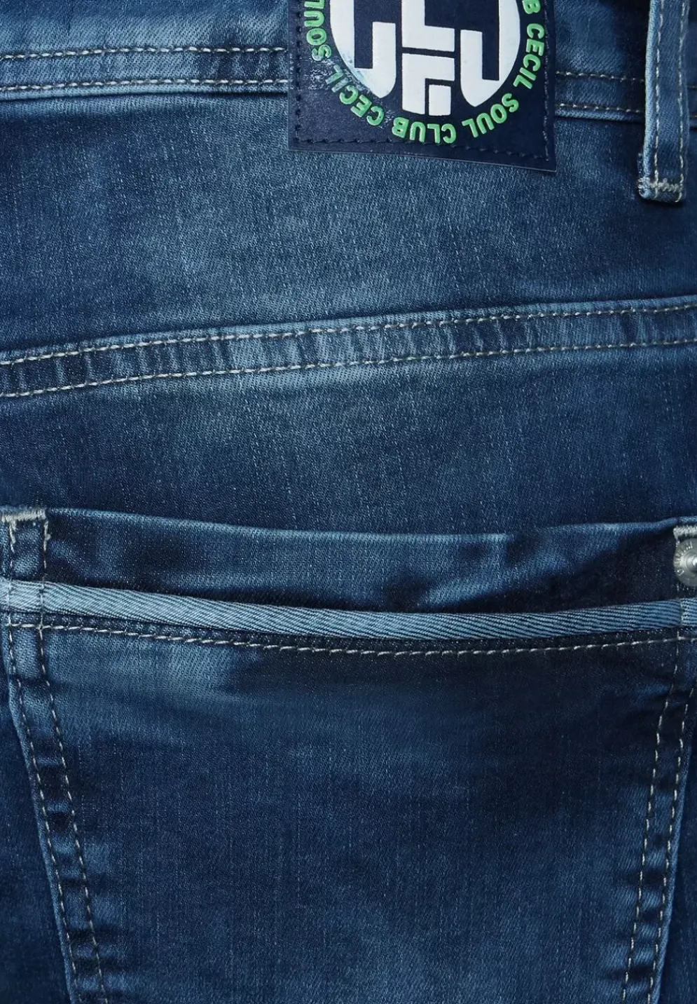 Loose Fit Jeans