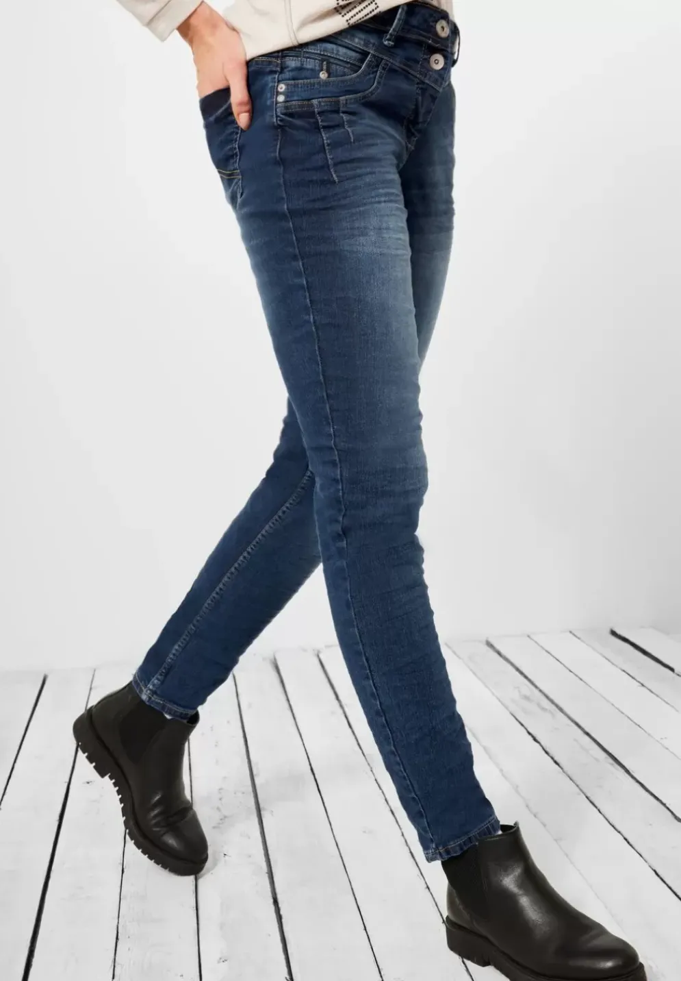 Loose Fit Jeans