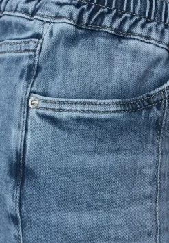 Loose Fit Jeans