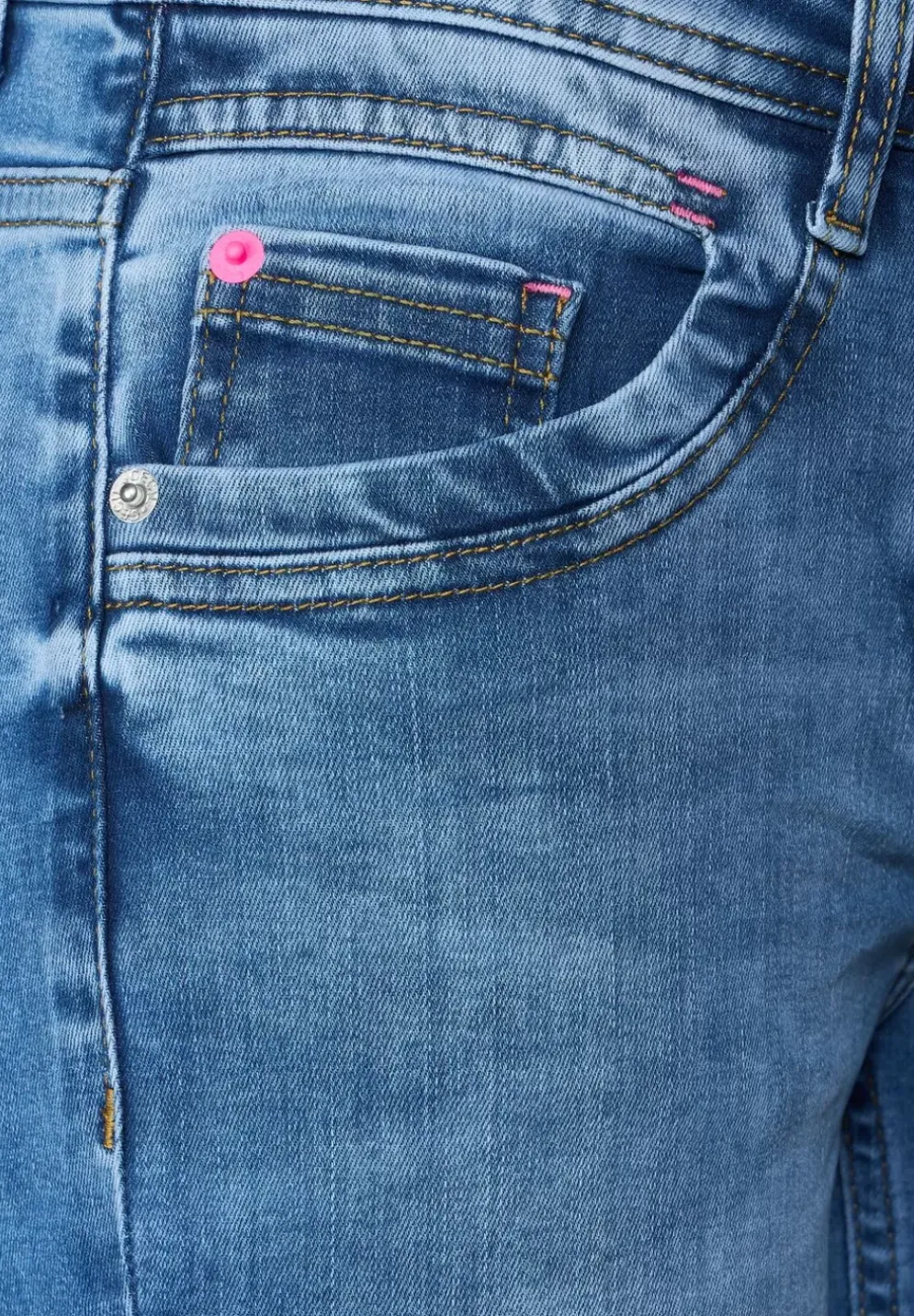 Loose Fit Jeans
