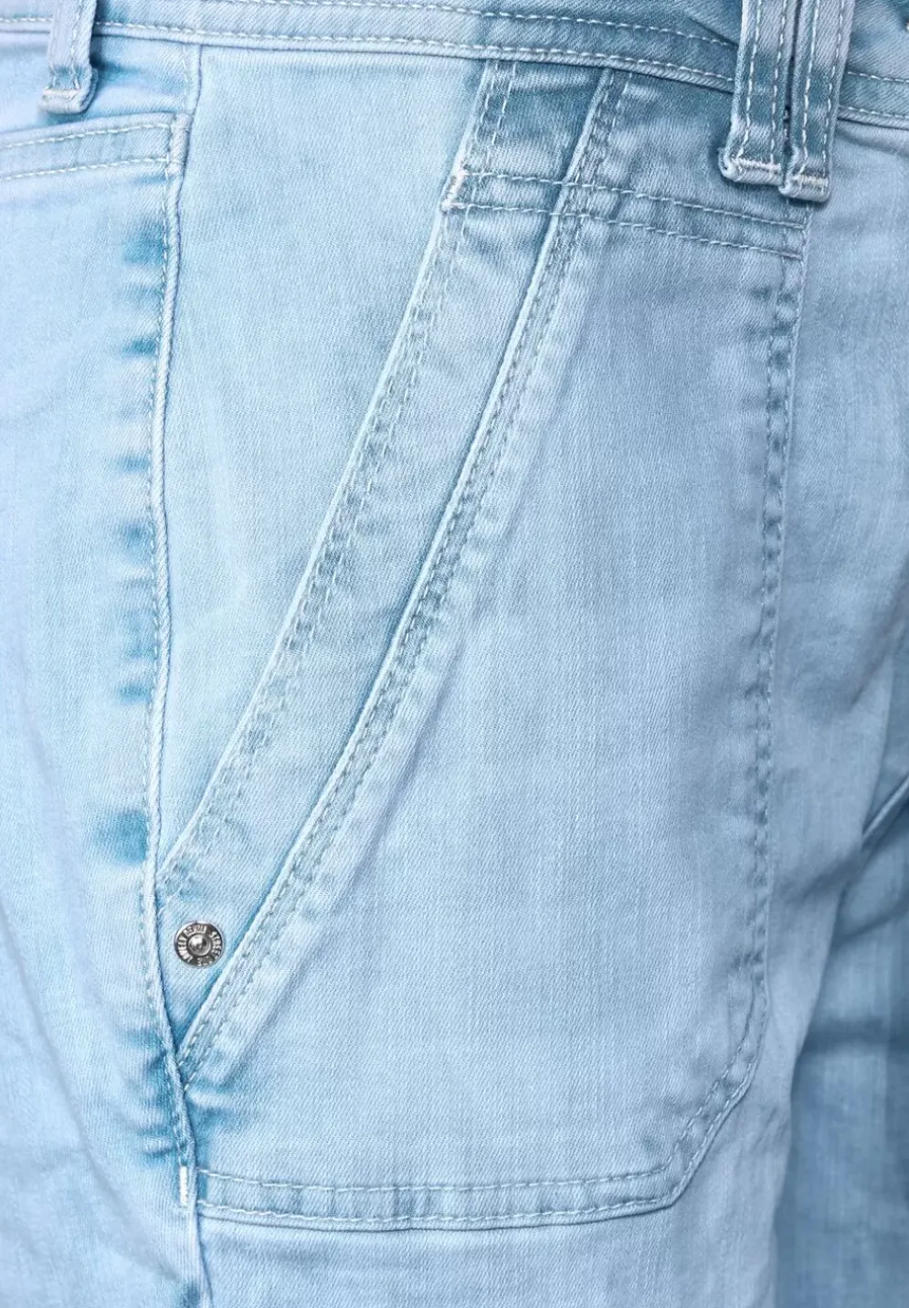 Loose Fit Jeans