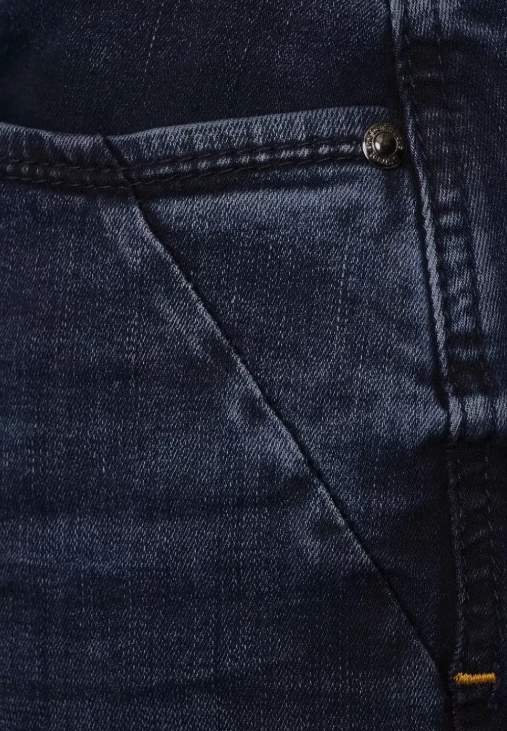 Loose Fit Jeans