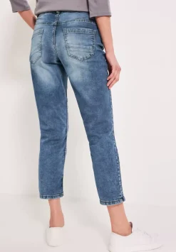 Loose Fit Jeans In 7/8