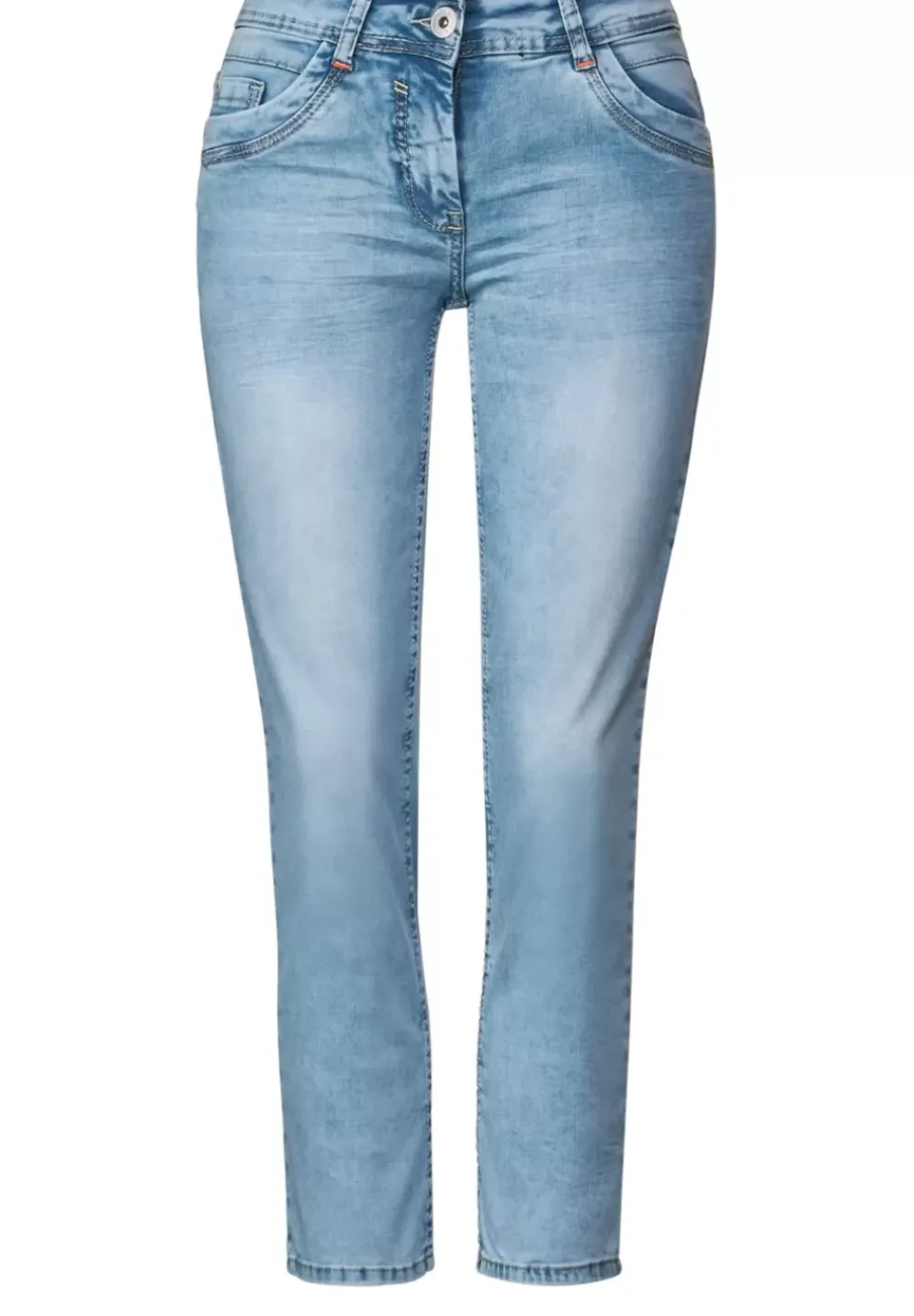 Loose Fit Jeans In 7/8